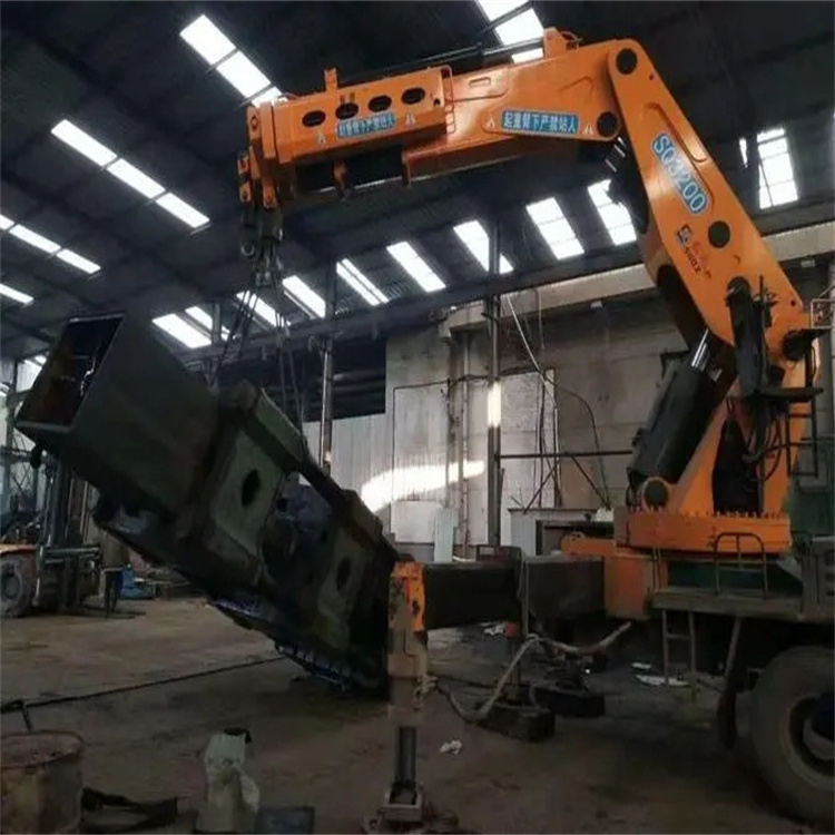 保定莲池200吨折臂吊出租