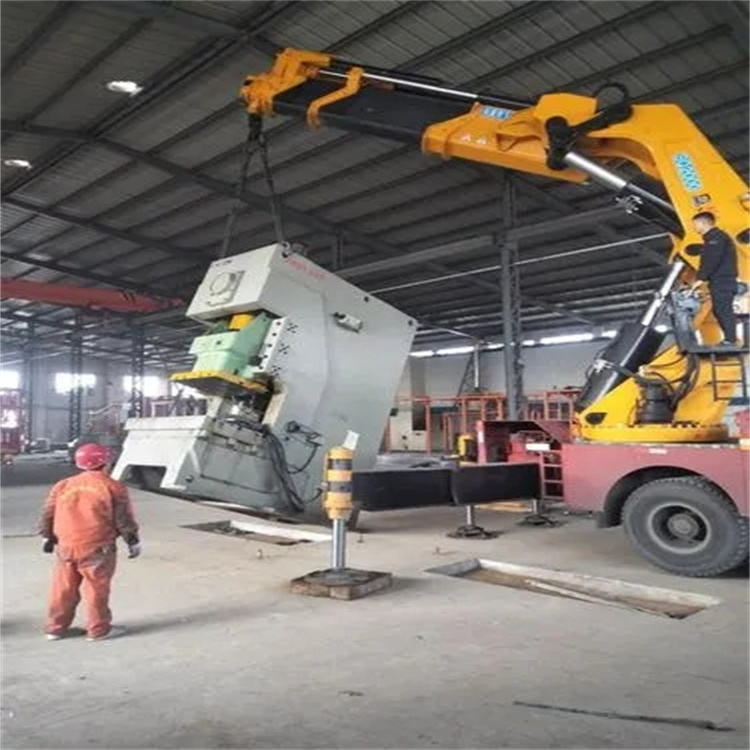 保定莲池80吨折臂吊车出租附近电话